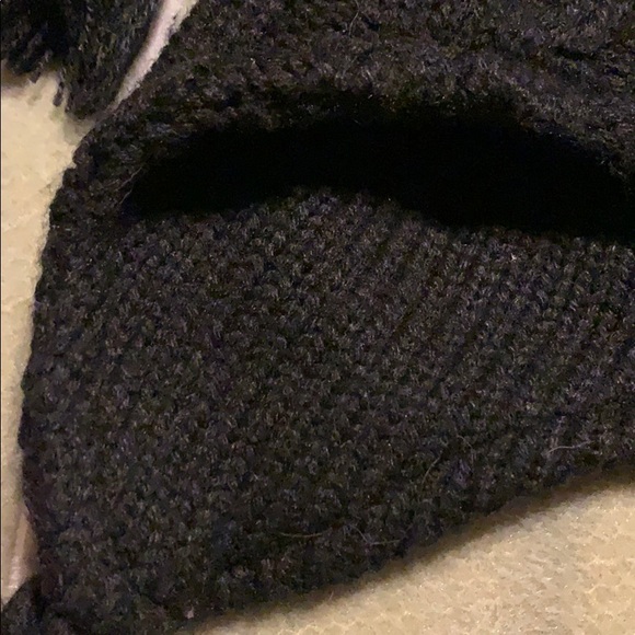 5/$20 Black winter hat with ear flaps. - Picture 5 of 7